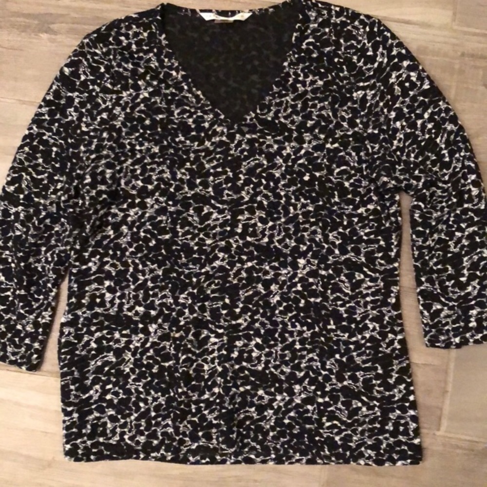 Peter Nygard patterned top
